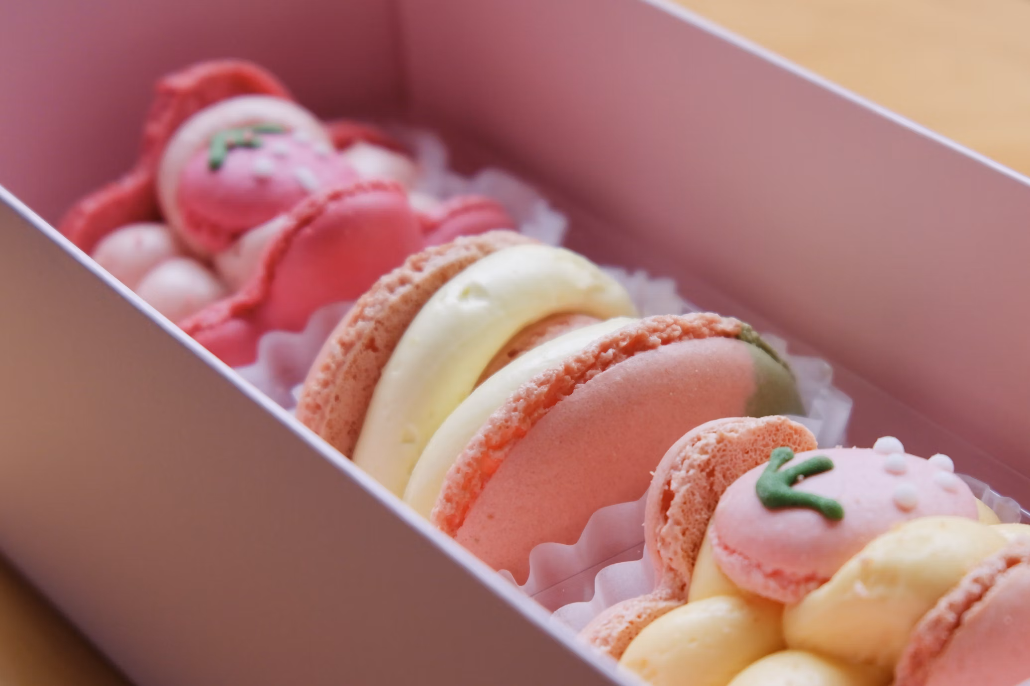 Seasonal dessert boxes